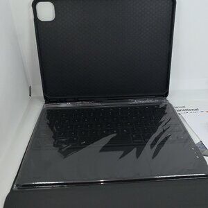 Wireless Keyboard US Black 8x10 For iPad Pro